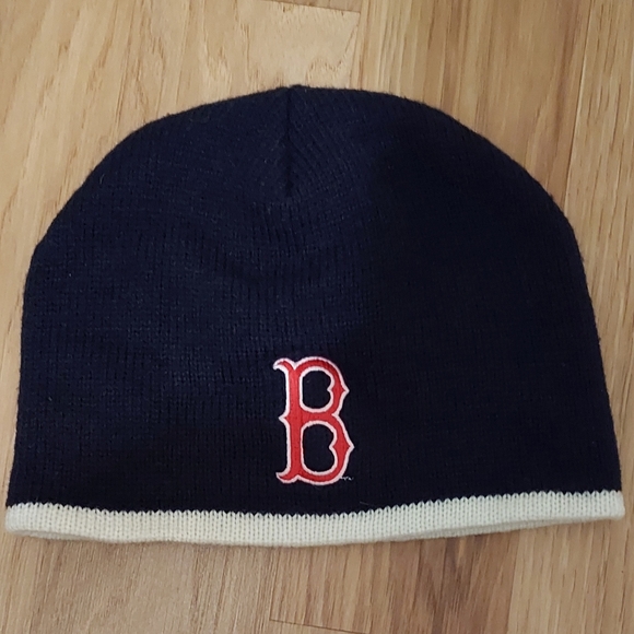 Boston Red Sox Knit Beanie Skull Cap  Embroidered Logo Navy Blue Red MLB Fan - Picture 1 of 4